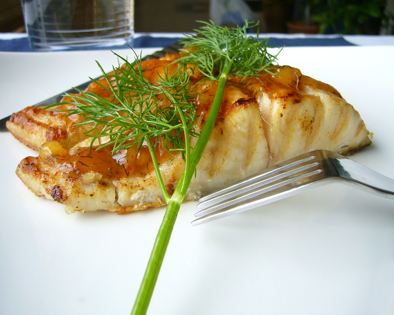 Grilled Swordfish with Pineapple and Dill Chutney
